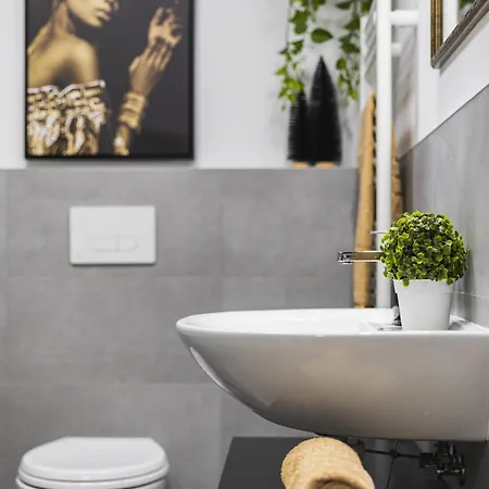 Lägenhet Near Bts Airport