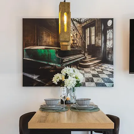 Near Bts Airport Apartment