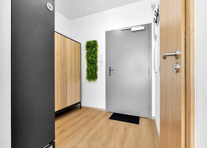 Near Bts Airport * براتسيلافا