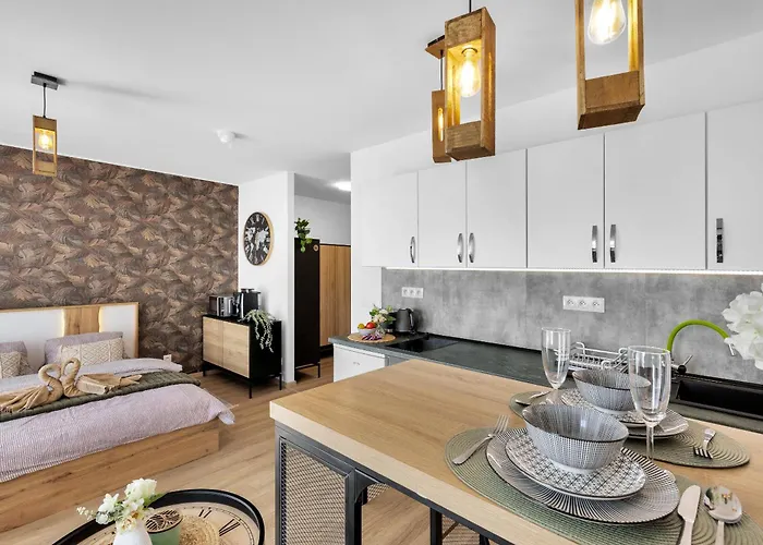 Apartament Near Bts Airport *