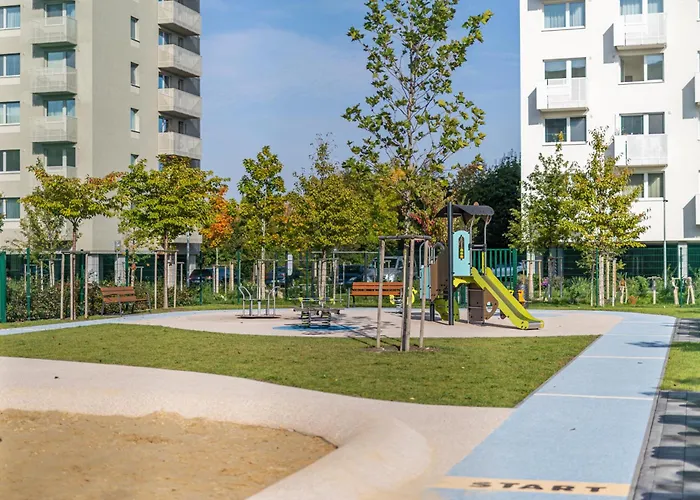 Apartament Near Bts Airport *