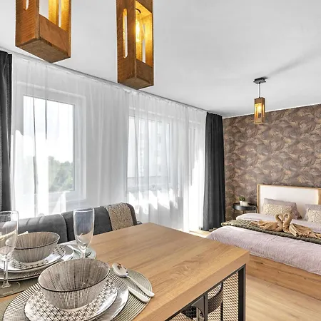 Near Bts Airport Apartman